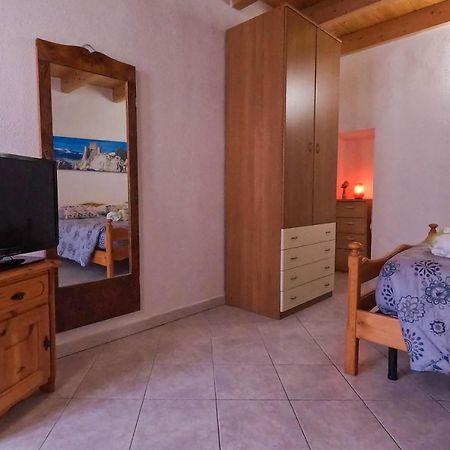 ラクイラ San Domenico House - Centro Storico Bed & Breakfast エクステリア 写真