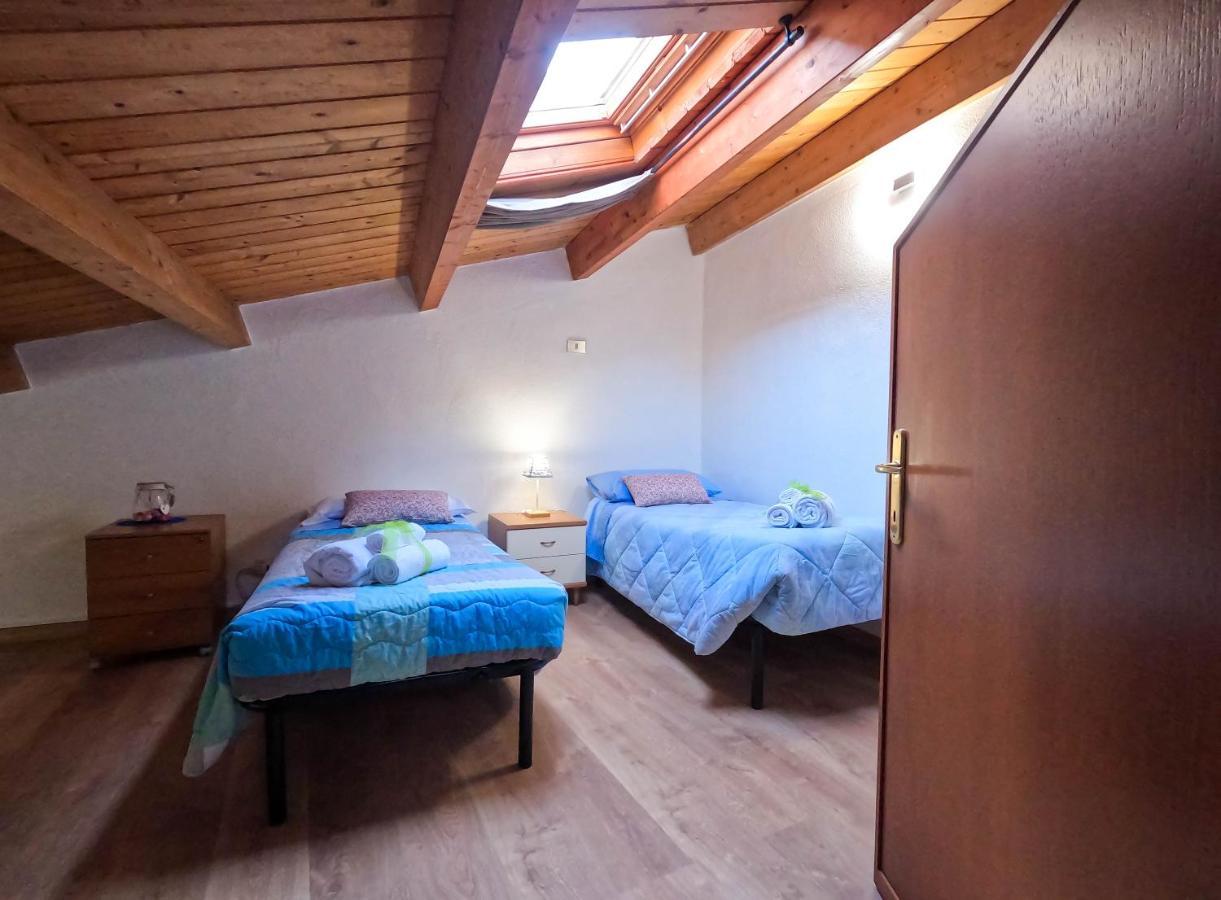 ラクイラ San Domenico House - Centro Storico Bed & Breakfast エクステリア 写真