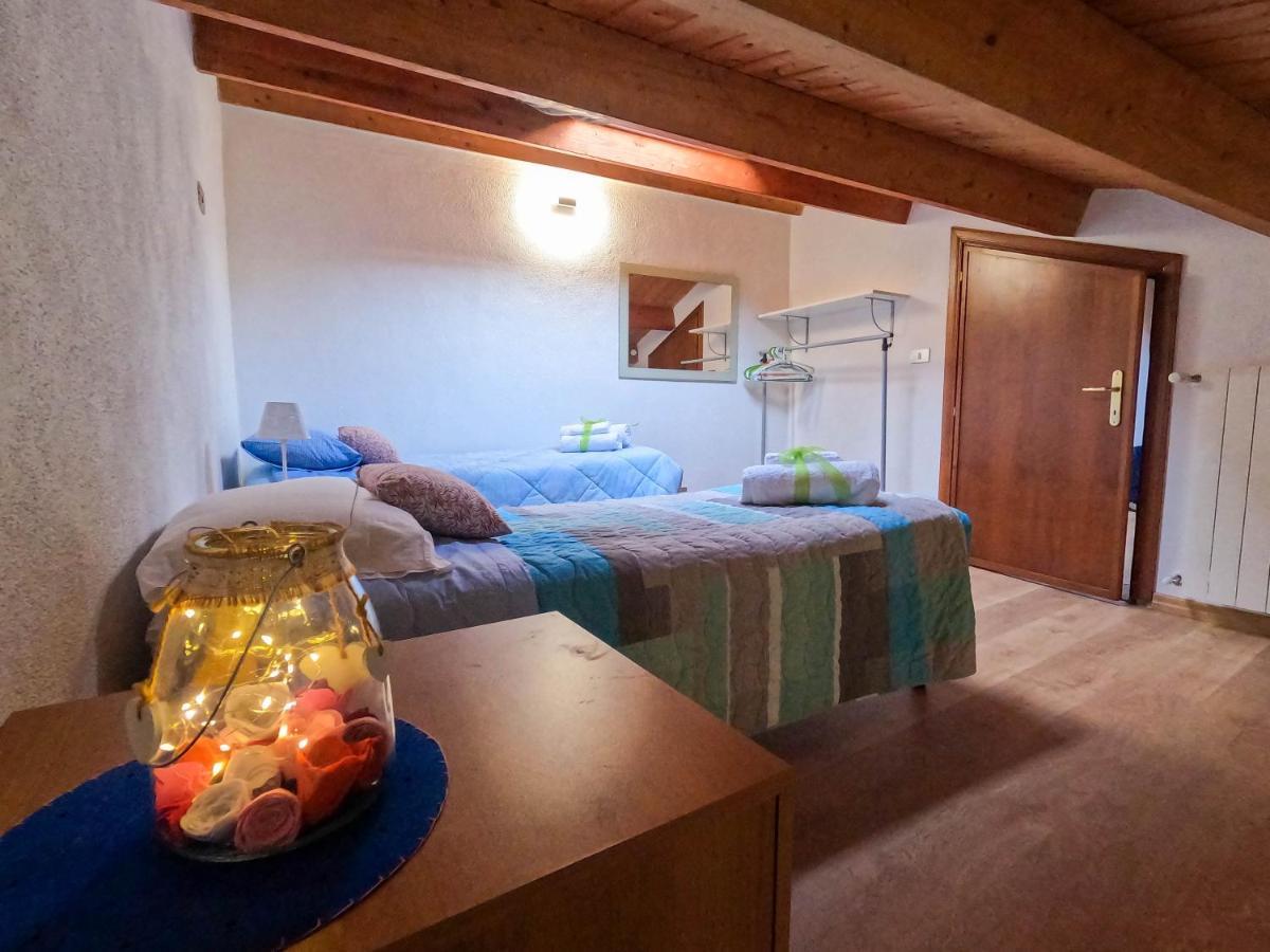 ラクイラ San Domenico House - Centro Storico Bed & Breakfast エクステリア 写真